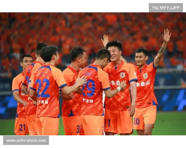 “超级大礼”助泰山连胜,亚泰门将失误成转折点